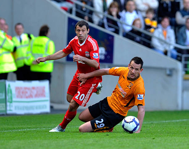 练与球员共 练与球员共